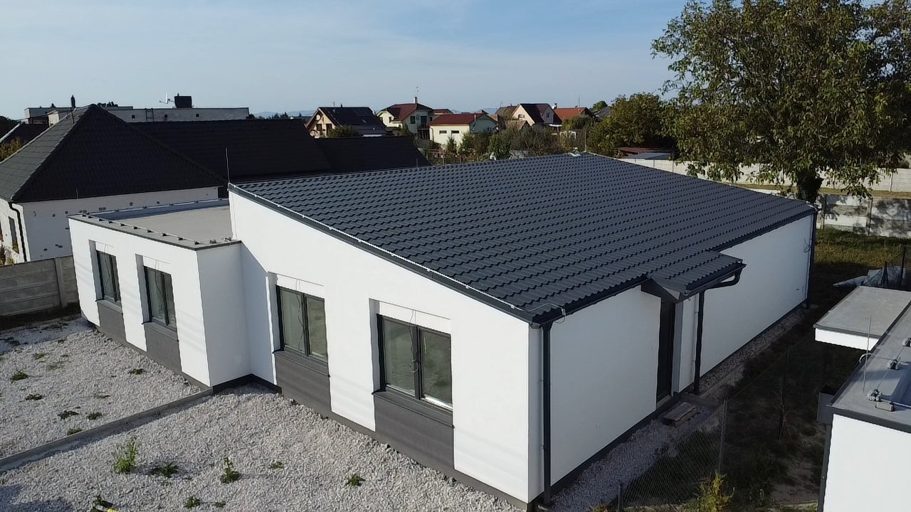 Predaj 4-izb. 90m2 RD novostavba skolaudovaná, 295m2 pozemok, Jánovce, okr. Galanta
